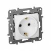 Legrand Розетка 2К+З со шторками - немецкий стандарт - 16 А - 250 В Etika 672222