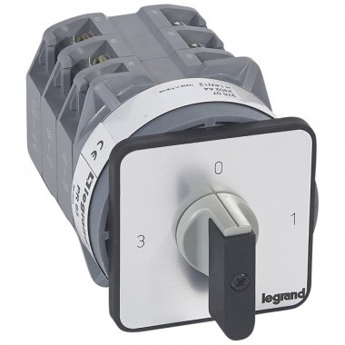 Фотография товара 'Legrand Трехпозиционный переключатель без положения 0 - PR 63 - 2П - 6 контактов 027507'