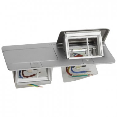 Фотография товара 'Legrand Выдвижной розеточный блок - неукомплектованный - IP 40 - 6 модулей 054012'