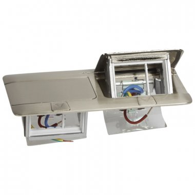 Фотография товара 'Legrand Выдвижной розеточный блок - неукомплектованный - IP 40 - 6 модулей 054022'