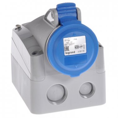 Фотография товара 'Legrand Розетка накладная - P17 Tempra Pro - IP 44 - 200/250 В~ - 16 A - 3К+Н+З 555156'