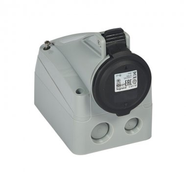 Фотография товара 'Legrand Розетка накладная - 16А - 3К+З - 500 В - IP 44 555162'