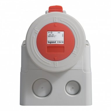 Фотография товара 'Legrand Розетка накладная - P17 Tempra Pro - IP 66/67 - 380/415 В~ - 32 A - 3К+З 555458'