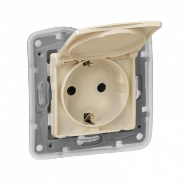 Фотография товара 'Legrand Розетка 2К+З IP 44 с откидной крышкой и шторками - немецкий стандарт 672332'