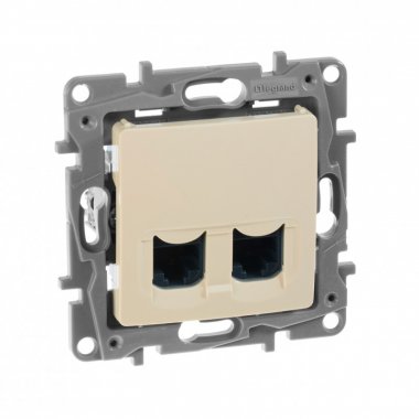 Фотография товара 'Legrand Двойная розетка RJ 45 - категория 6 - Etika 672354'