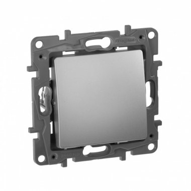 Фотография товара 'Legrand Выключатель без фиксации кнопка с контактом - Etika Plus - 6 A - 250 В 672414'