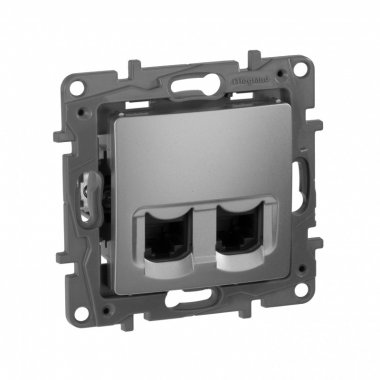 Фотография товара 'Legrand Двойная розетка RJ 45 - категория 5е - Etika 672455'