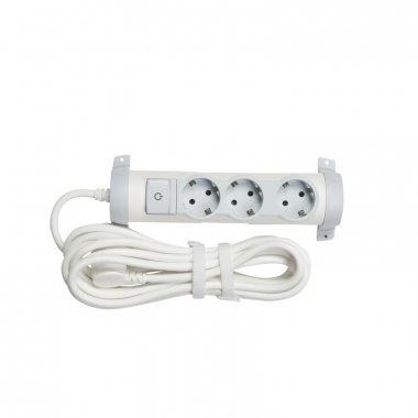 Фотография товара 'Legrand Многорозеточный блок Комфорт 3 x 2К+З - с кабелем длиной 5 м 694683'