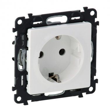 Фотография товара 'Legrand Механизм розетки Valena Life 16А 250В 2К+З защитные шторки винтовые зажимы 753424'