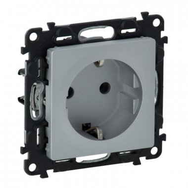 Фотография товара 'Legrand Valena LIFE Силовая розетка 2К+З 16А 250В Винтовые зажимы 753625'