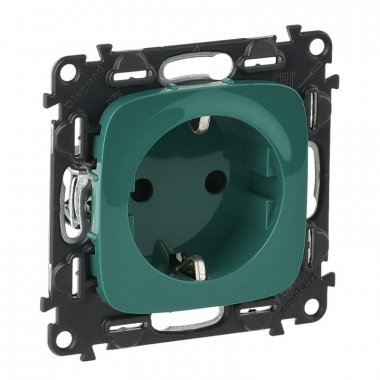 Фотография товара 'Legrand Valena ALLURE Силовая розетка 2К+З 16А 250В с защитными шторками 754982'