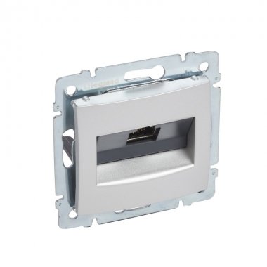 Фотография товара 'Legrand Механизм розетки компютерной Valena RJ45 GIGA 770272'