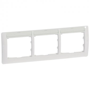 Фотография товара 'Legrand Рамка - Galea Life - 3 поста - горизонтальный монтаж - с держателем этикеток 771015'