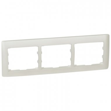 Фотография товара 'Legrand Рамка - Galea Life - 3 поста - горизонтальный монтаж 771503'