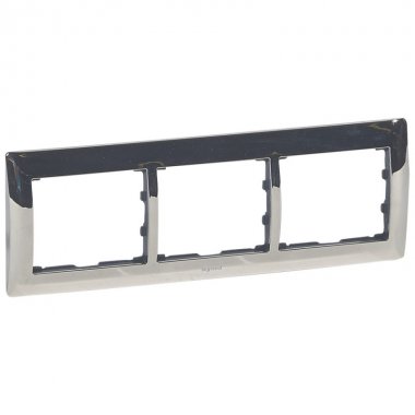 Фотография товара 'Legrand Рамка - Galea Life - 3 поста - горизонтальный монтаж 771933'