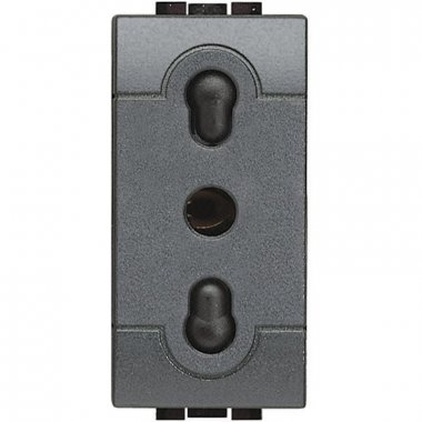 Фотография товара 'Legrand Розетка 2П + заземление 16A, 250В с защитными шторками L4180'