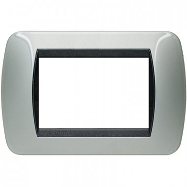 Фотография товара 'Legrand Накладка на 3 модуля L4803AL'