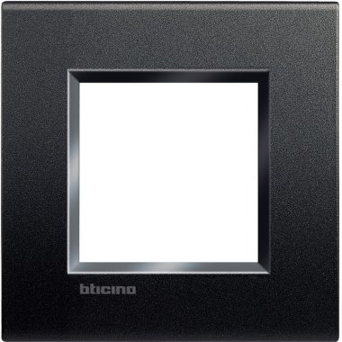 Фотография товара 'Legrand Livinglight Рамка прямоугольная, 1 пост LNA4802AR'