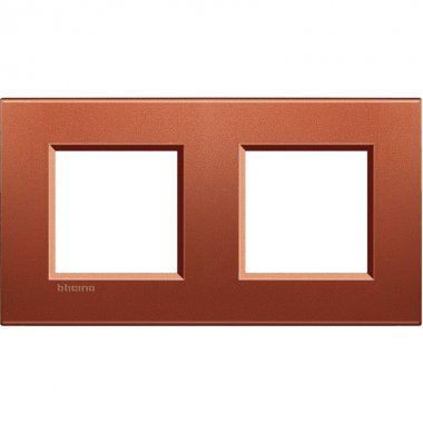 Фотография товара 'Legrand Livinglight Рамка прямоугольная, 2 поста LNA4802M2RK'