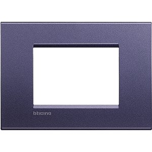 Фотография товара 'Legrand Livinglight Рамка прямоугольная, 3 модуля LNA4803CB'