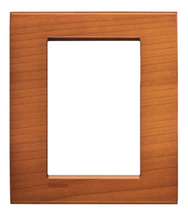 Фотография товара 'Legrand Livinglight Рамка прямоугольная, 3+3 модуля LNA4826LCA'