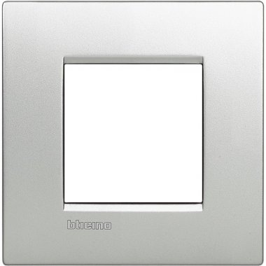 Фотография товара 'Legrand Livinglight AIR 1 пост LNC4802TE'