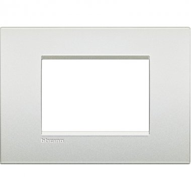 Фотография товара 'Legrand Livinglight Рамка AIR 3 модуля LNC4803PR'
