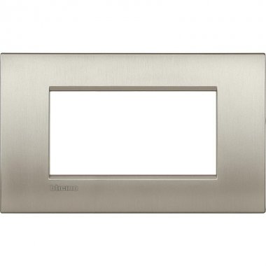 Фотография товара 'Legrand Livinglight Рамка Air, итальянский стандарт 4 модуля LNC4804TIS'