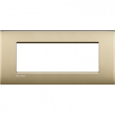 Фотография товара 'Legrand Livinglight Рамка AIR 7 модулей LNC4807OF'