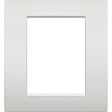 Фотография товара 'Legrand Livinglight Рамка AIR 3+3 модуля LNC4826PR'