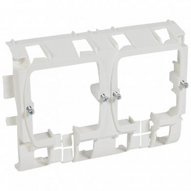 Фотография товара 'Legrand Рамка д/пл. 80х20 или 120х20 на 2П 031693'