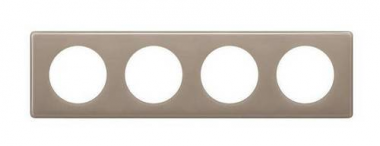 Фотография товара 'Legrand Рамка Celiane 4-постовая 066614'