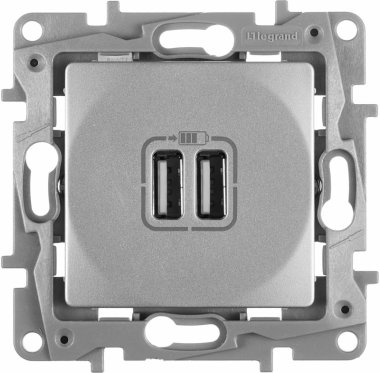 Фотография товара 'Legrand Зарядное устройство с двумя USB-разьемами 240В/5В 2400мА 672494'