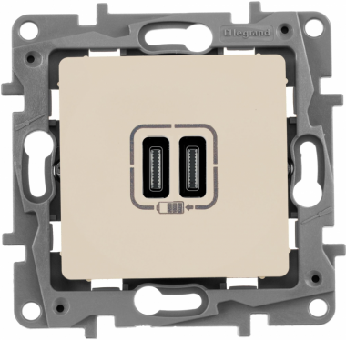Фотография товара 'Legrand Зарядное устройство с двумя USB-разьемами тип C-тип С 240В/5В 672335'