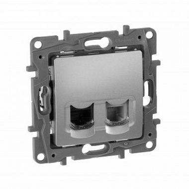 Фотография товара 'Legrand Розетка RJ11 + RJ45 категории 5e UTP ETIKA 672452'