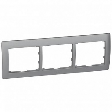 Фотография товара 'Legrand Galea Life DIY Рамка 3 поста, горизонтальная 696853'