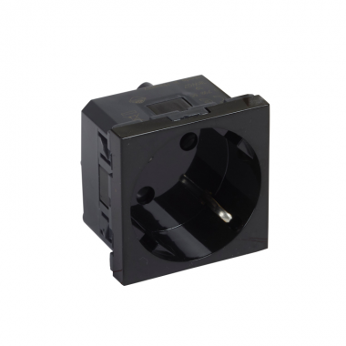 Фотография товара 'Legrand Розетка 2К+3 под углом 45° 079355'