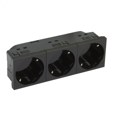 Фотография товара 'Legrand Розетка 3 x 2К+3 под углом 45° 079373'