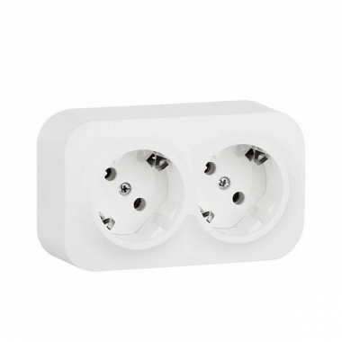 Фотография товара 'Legrand Блок розеток Quteo с предварительным подключением 2x2К+З  782233'