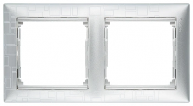 Фотография товара 'Legrand Valena Classic DIY Рамка 2 поста, горизонтальная 694354'