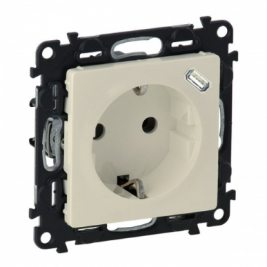 Фотография товара 'Legrand Valena LIFE.Розетка комбинированная 2К+З 16А ~250В 753235'
