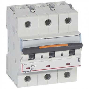 Фотография товара 'Legrand Автоматический выключатель, серия DX3, C50A, 25кА, 3-полюсный 409786'