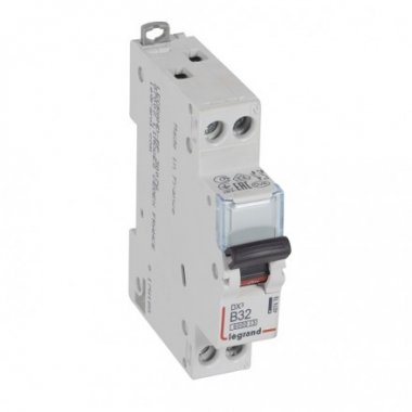 Фотография товара 'Legrand Автоматический выключатель, серия DX3 1-полюсный + нейтраль 407478'