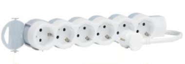 Фотография товара 'Legrand Удлинитель ультраплоский, 6 розеток, 16А - серия Стандарт шнур 1,5 метра 695016'