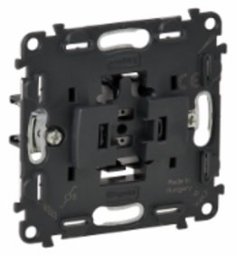 Фотография товара 'Legrand Механизм переключателя на 2 направления 10АХ, 250В, Valena In Matic 752010'