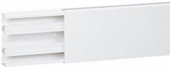 Фотография товара 'Legrand Мини-плинтус DLPlus 60x16 - 3 секции - длина 2,10 м 030026'