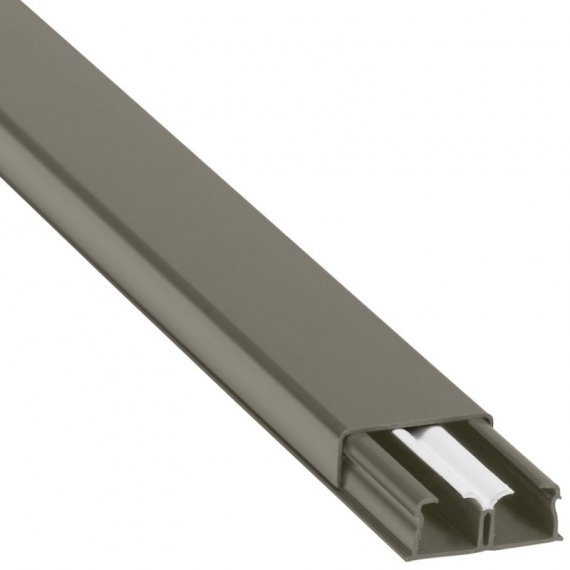 Фотография товара 'Legrand DLPlus Миниплинтус плоский 32x12,5 030078'