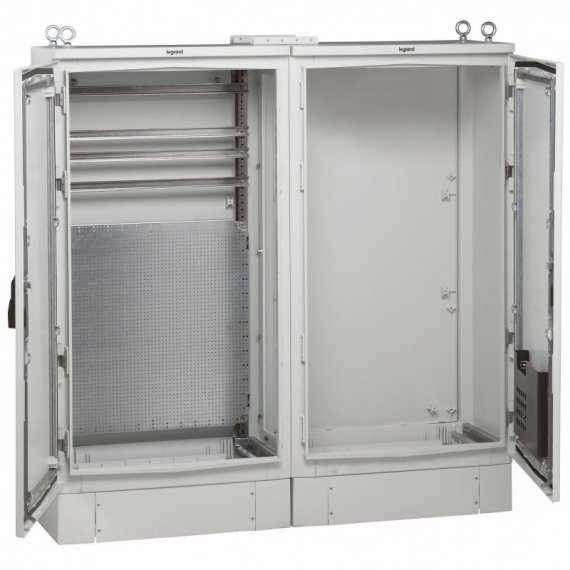 Фотография товара 'Legrand Шкаф Marina из полиэстера - IP 66 IK10 - RAL 7035 - 1460x800x463 мм 036285'