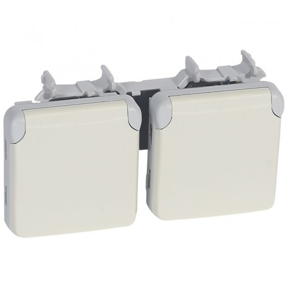 Фотография товара 'Legrand Розетка 2х2К+З - вертикальная - французский стандарт - Программа Plexo 069643'