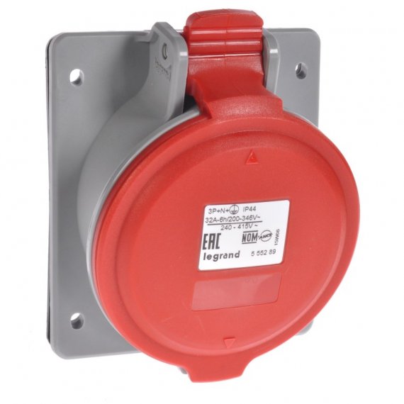 Фотография товара 'Legrand Встраиваемая наклонная розетка - P17 Tempra Pro - IP 44 - 380/415 В~ - 32 A 555288'